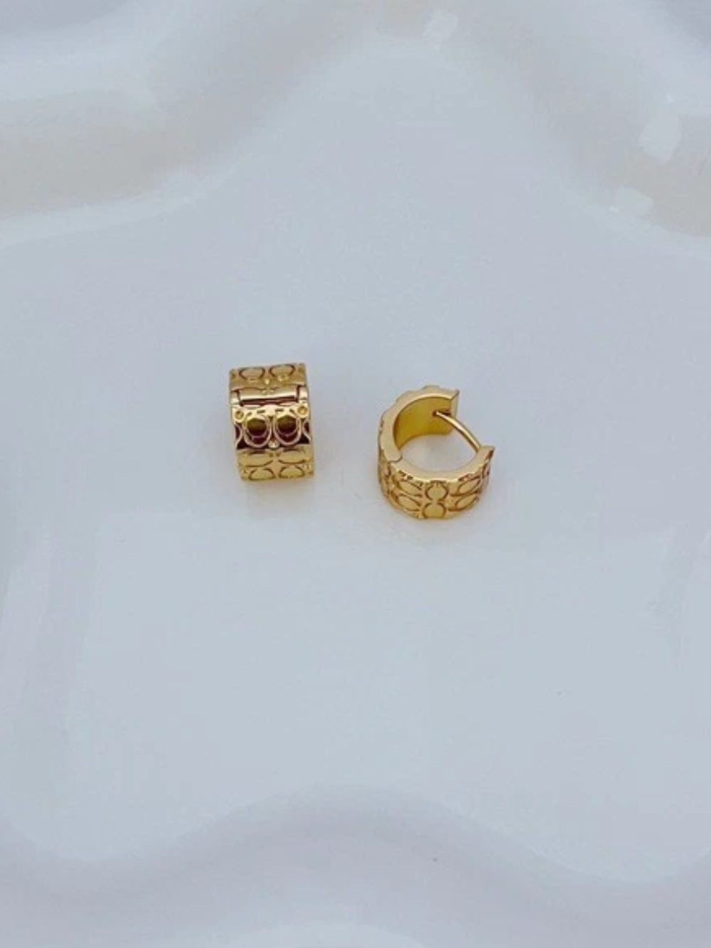 Coach Gold Tone Signature C Huggies Earrings Swarovski Rhinestone w/Dustbag NWT - Picture 5 of 7